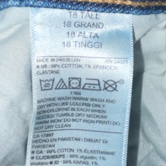 Old Navy Extra Hig Rise Button Front Flare Jeans SZ 18 Tall - Picture 6 of 6